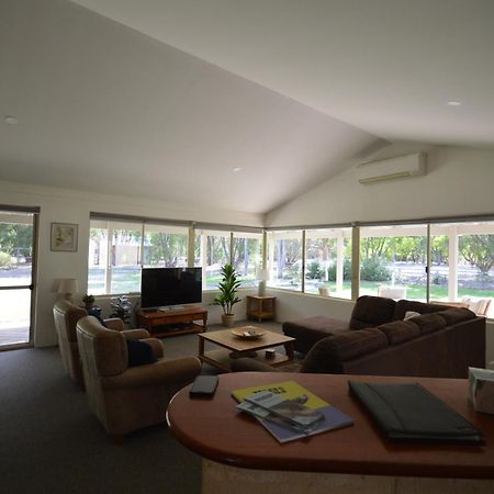 Acacia Chalets Margaret River Bagian luar foto