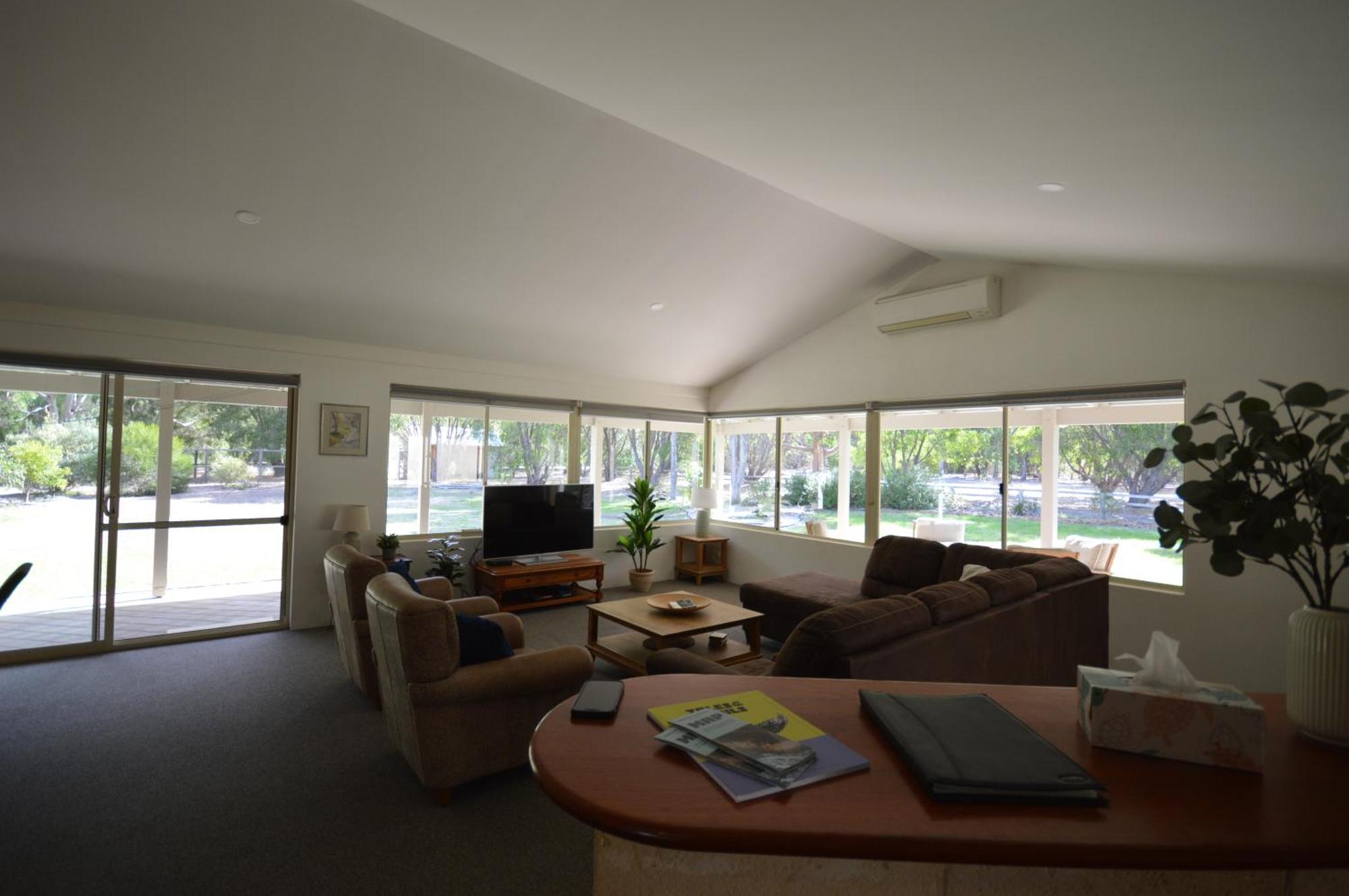 Acacia Chalets Margaret River Bagian luar foto