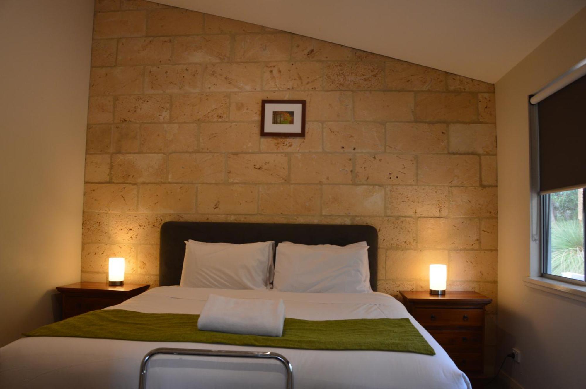 Acacia Chalets Margaret River Bagian luar foto